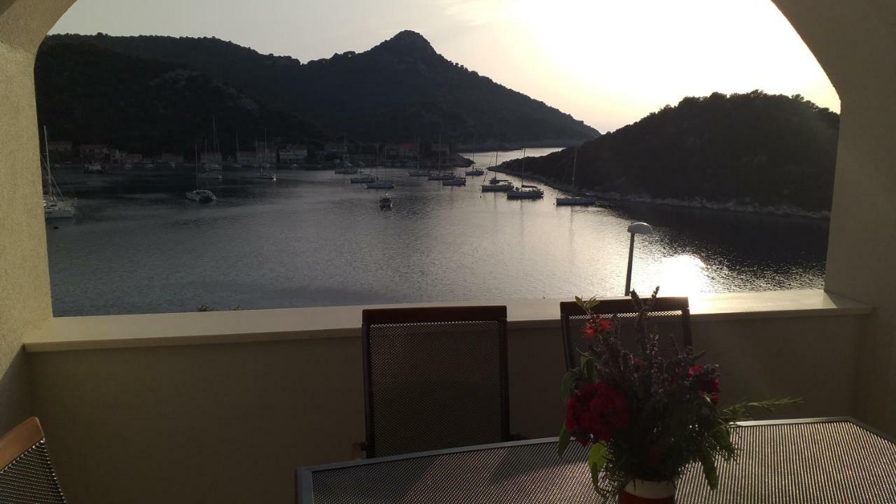 Apartment Zaklopatica Lastovo Exteriér fotografie