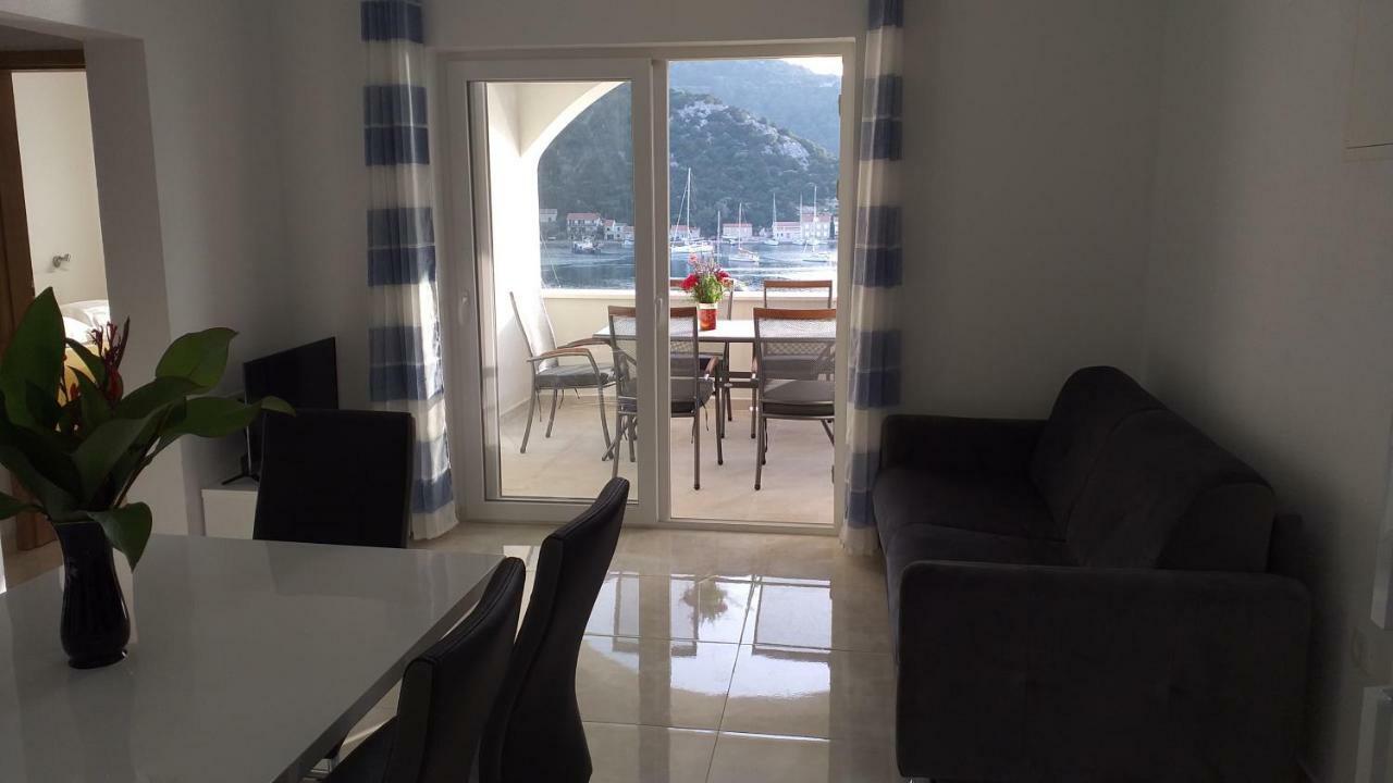 Apartment Zaklopatica Lastovo Exteriér fotografie